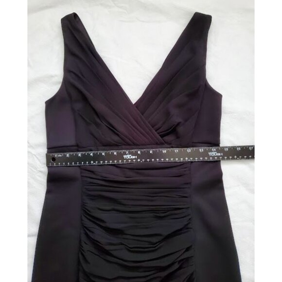 NWT WHBM Black Slimming Dress LBD Knee-Length Sleeveless V-Neck Front/Back  Sz 8 - Picture 8 of 12